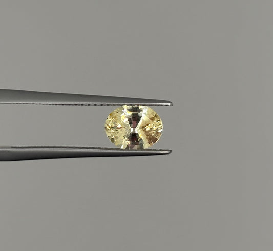 Saphir Jaune non chauffé 1.37ct