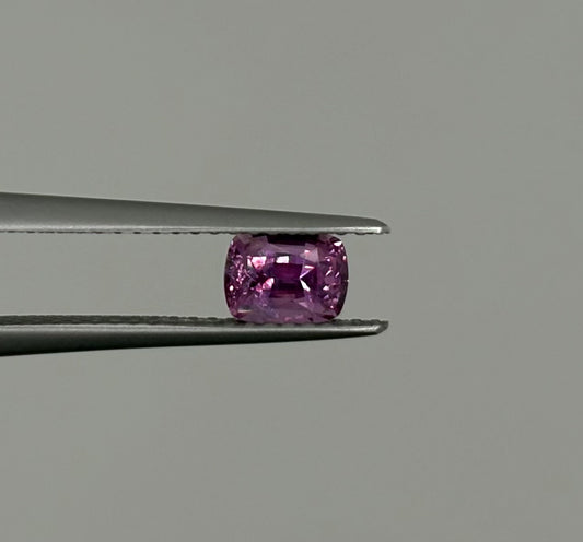 Saphir Violet non chauffé 0.74ct