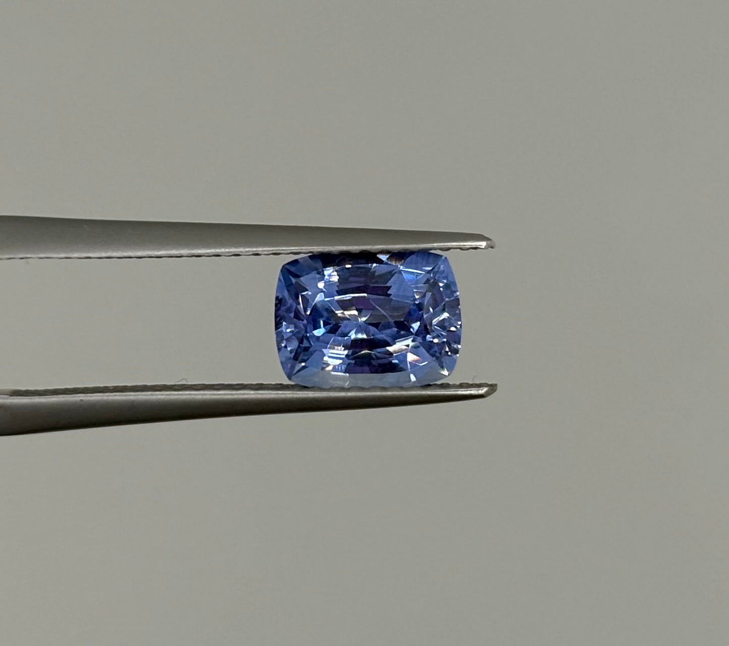 Saphir Bleu 2.00cts