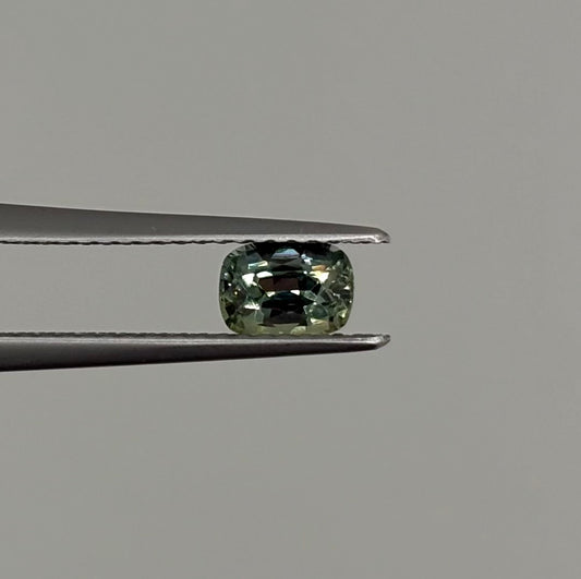 Saphir Vert non chauffé 0.73ct
