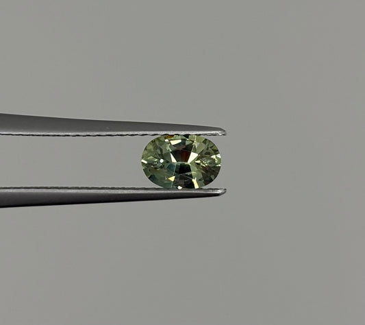 Saphir Vert non chauffé 0.77ct