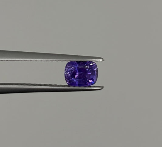 Saphir Violet non chauffé 0.75ct