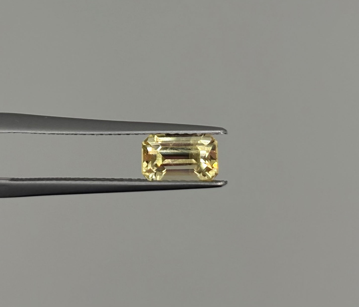 Saphir Jaune non chauffé 1.47ct