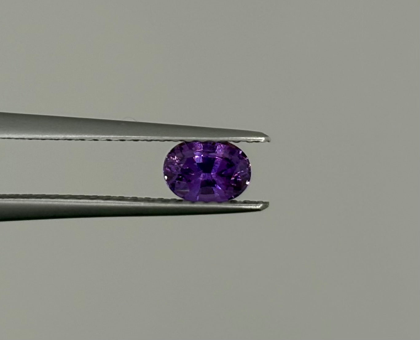 Saphir Violet non chauffé 0.59ct