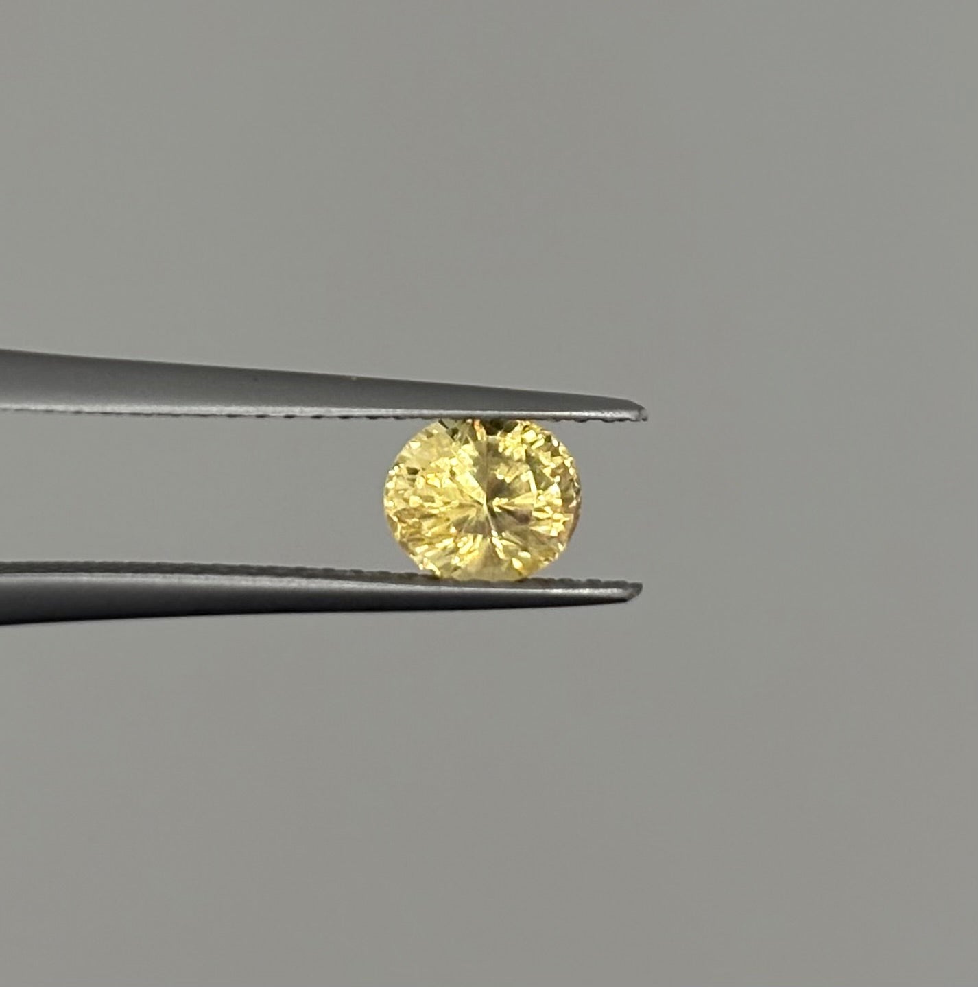 Saphir Jaune non chauffé 1.10ct