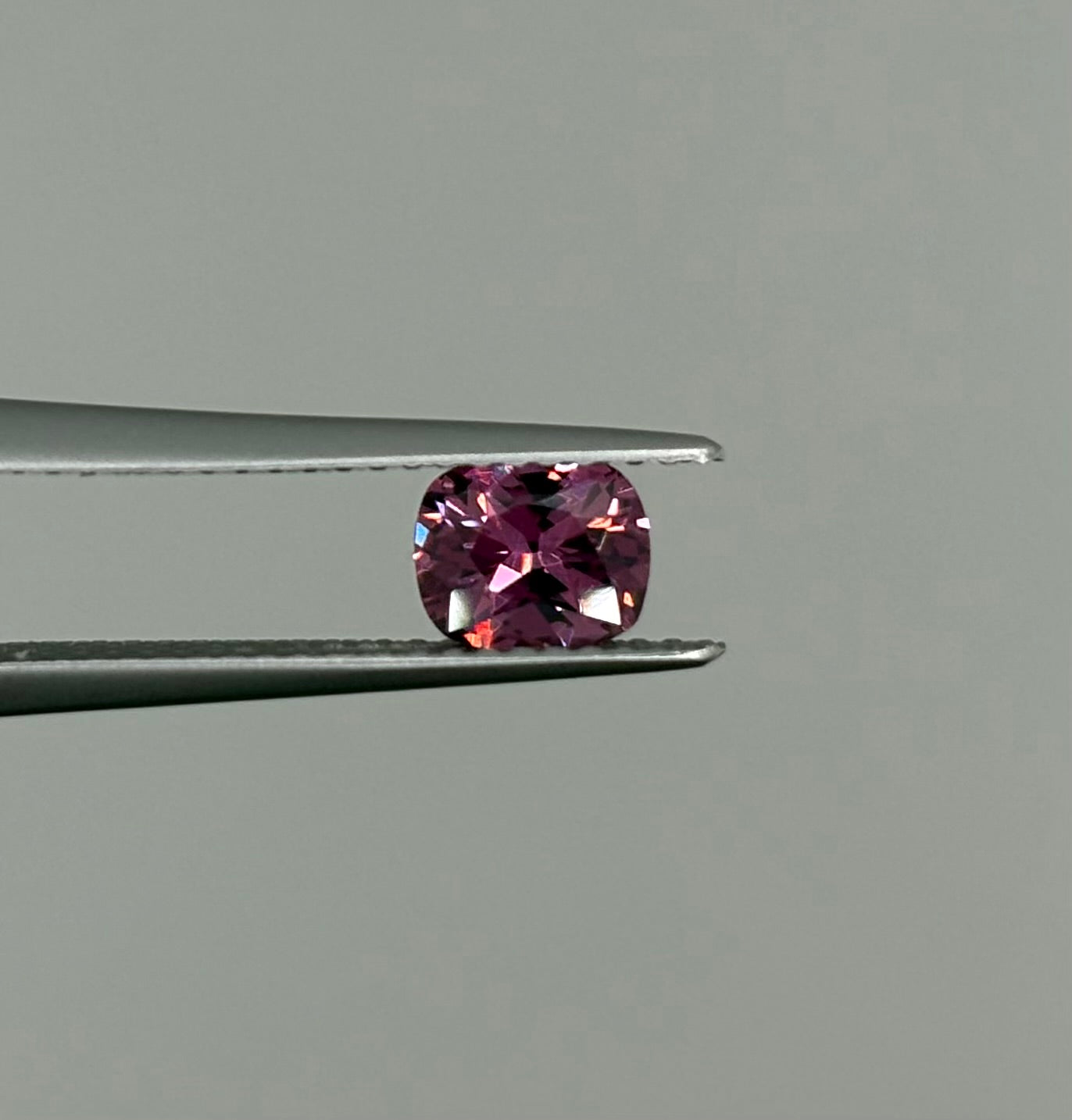 Spinelle Rose violacé 0.67ct