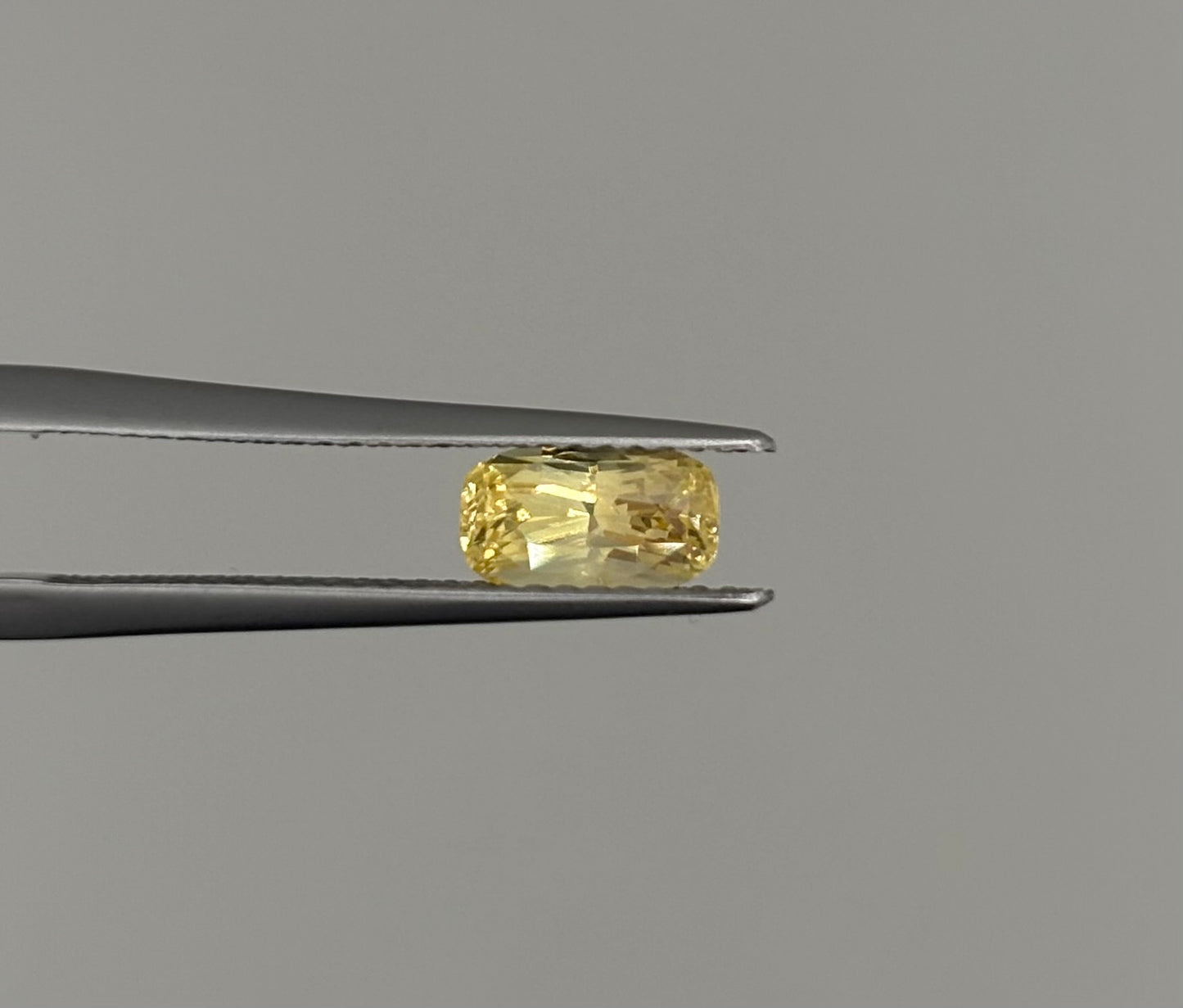 Saphir Jaune non chauffé 1.35ct