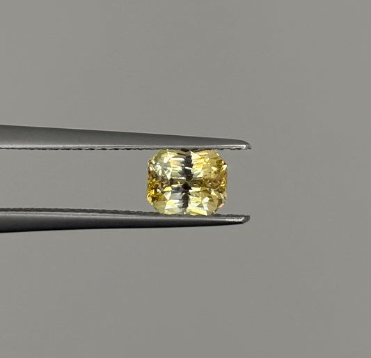 Saphir Jaune non chauffé 1.04ct