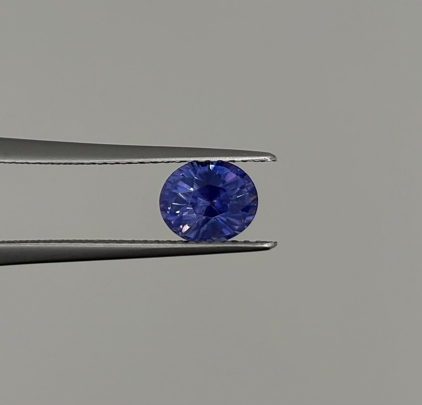 Saphir Violet non chauffé 1.77ct
