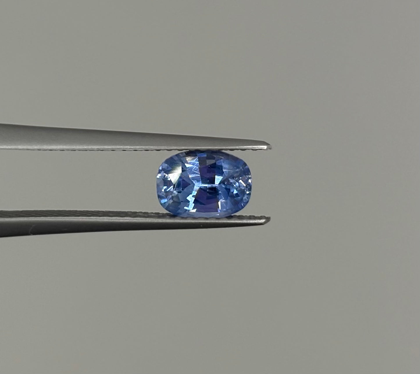 Saphir Bleu non chauffé 1.28ct